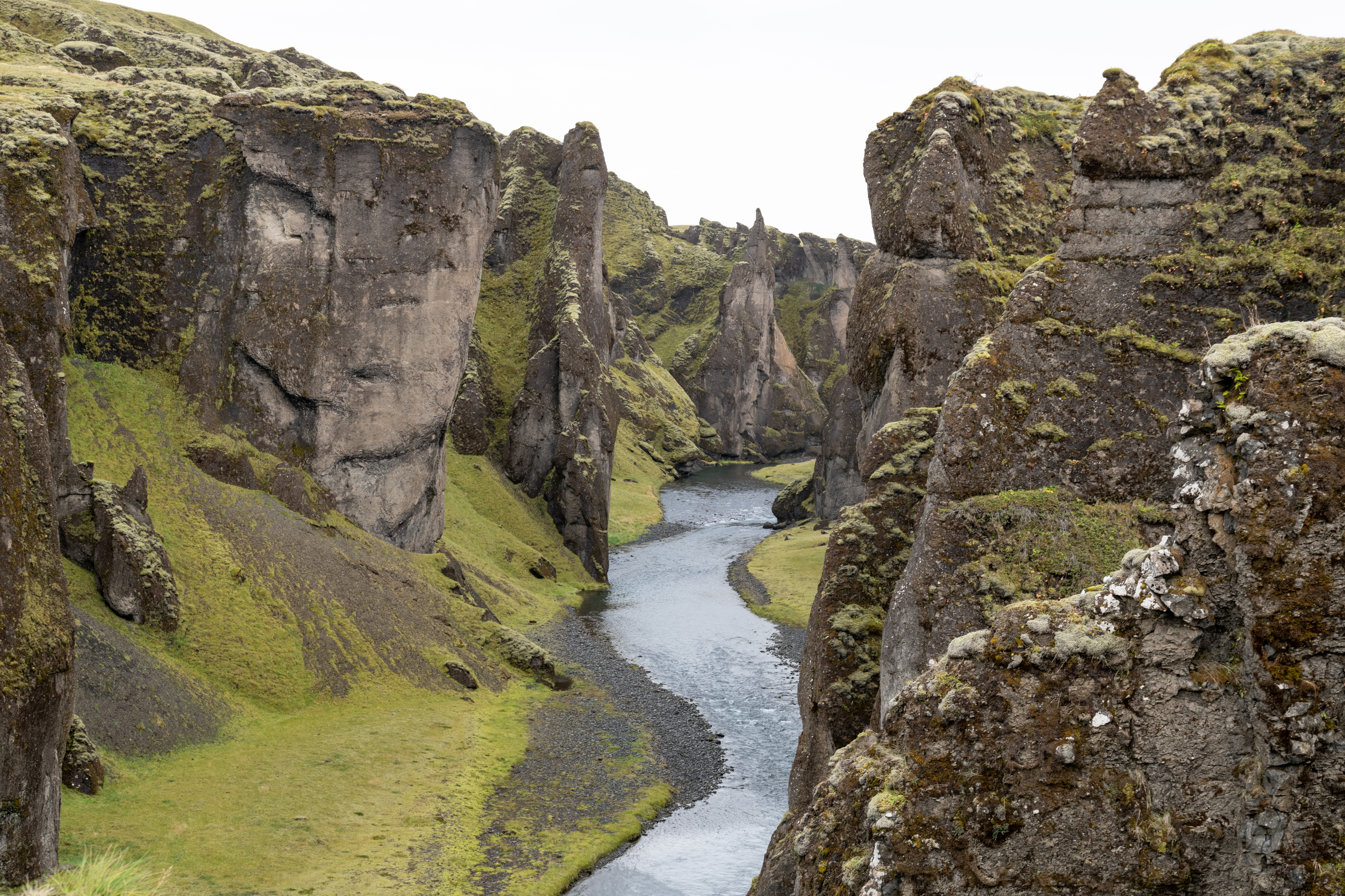 Lower Fjaðrárgljúfur viewpoint showing the canyon route context near Mögáfoss.