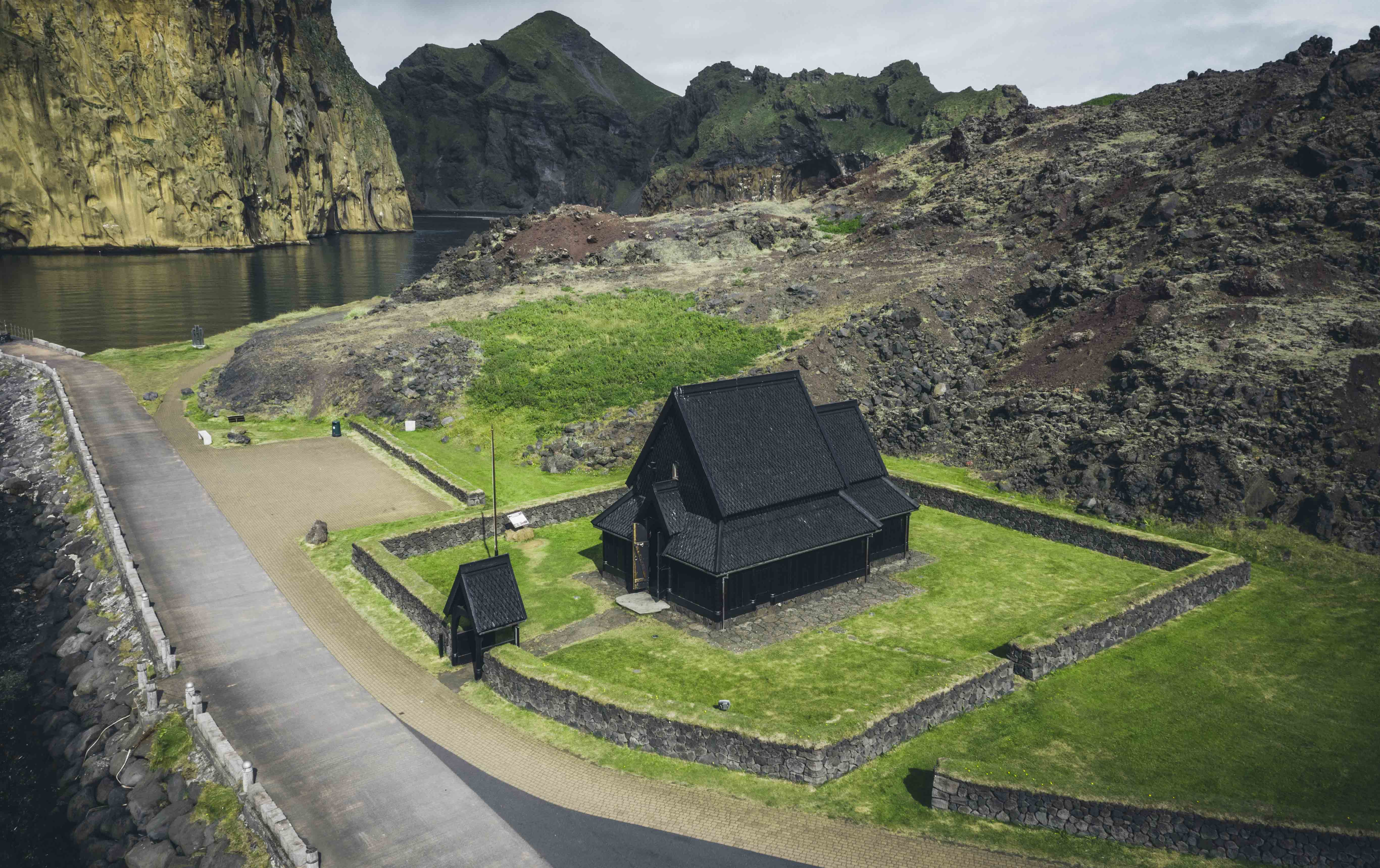 A pirate-raid exhibit at Sagnheimar Folk Museum showing how the 1627 event shaped island memory.