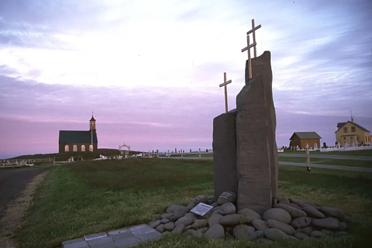 Hvalsnes church and coastal memorial near Sandgerði on the western Reykjanes route.