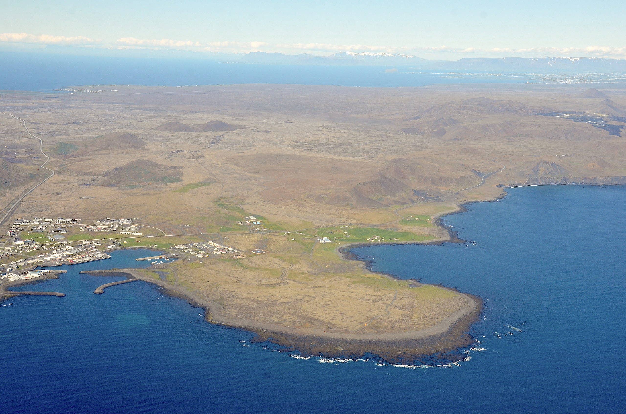 Sundhnúkagígar crater row and surrounding Reykjanes terrain before the recent eruptions.