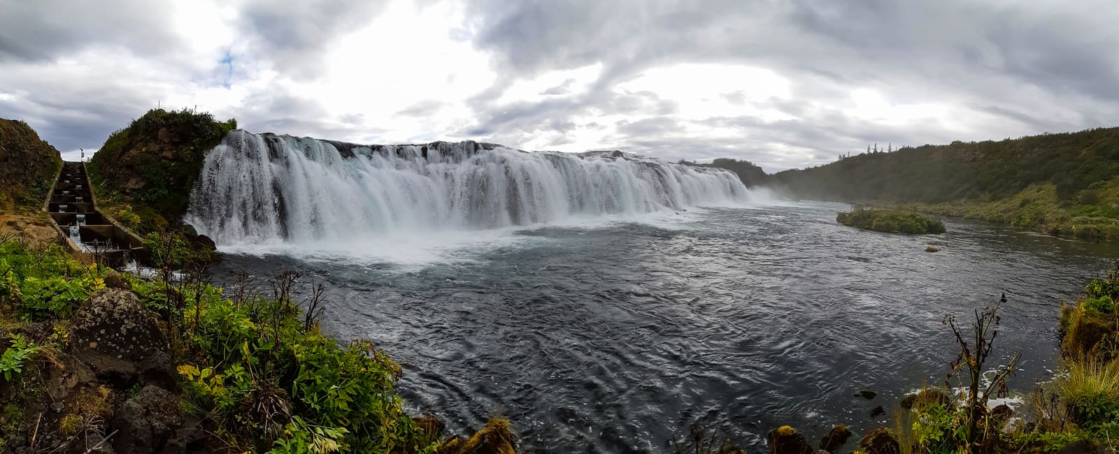 Wide view of Faxi, also called Vatnsleysufoss, spreading across the Tungufljot River.
