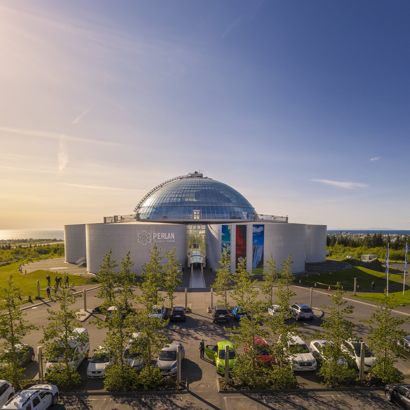 Perlan's glass dome and exterior on Öskjuhlíð above Reykjavík