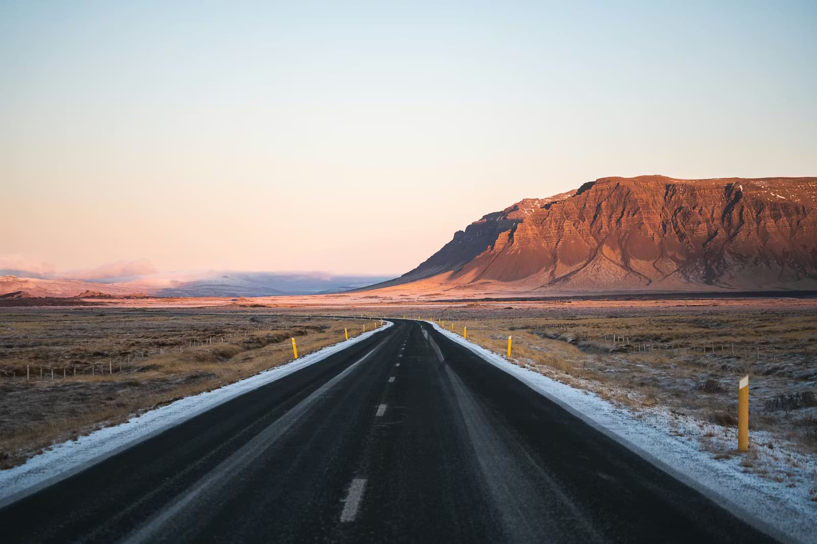 Iceland road in winter light used for choosing a realistic route scope