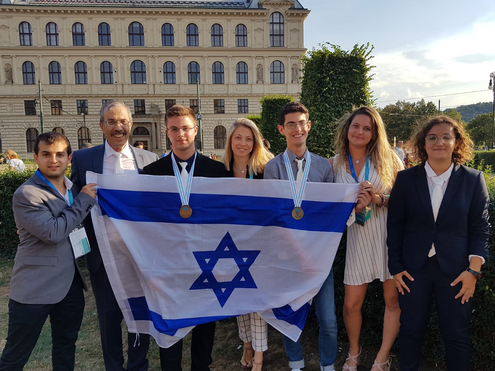 תלמידי ישראל שוברים שיאים באולימפיאדות במדעים