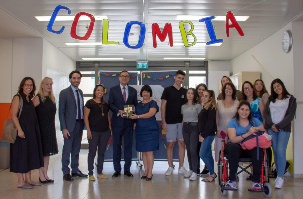 ביקור שגריר קולומביה בפתח תקווה