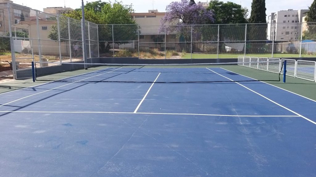 שני מגרשי טניס חדשים הוקמו במרכז העיר