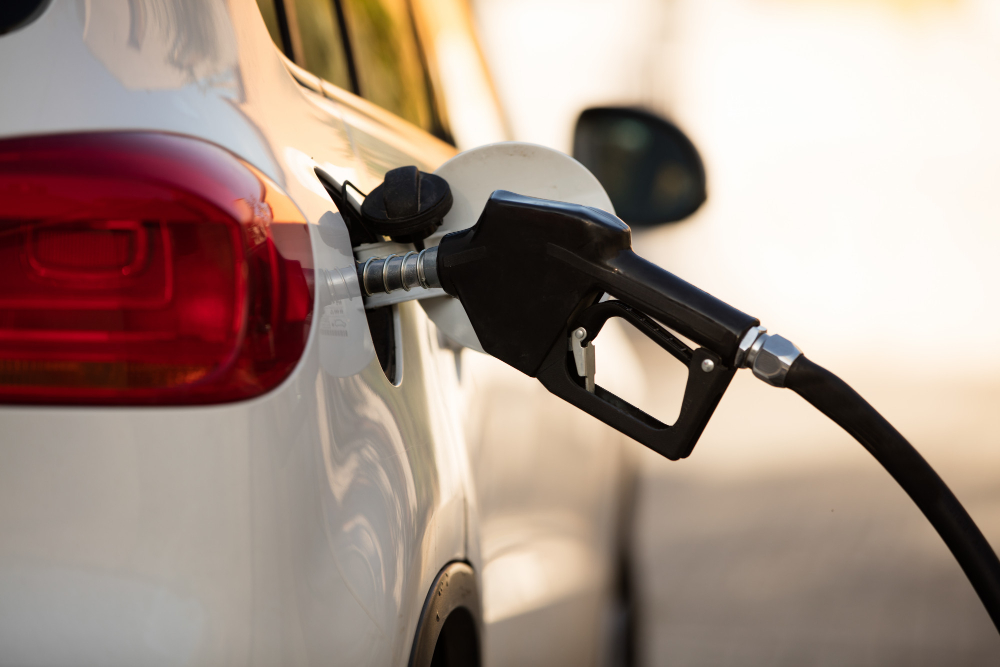 איך רוכשים רכב חסכוני בעלויות ובדלק?