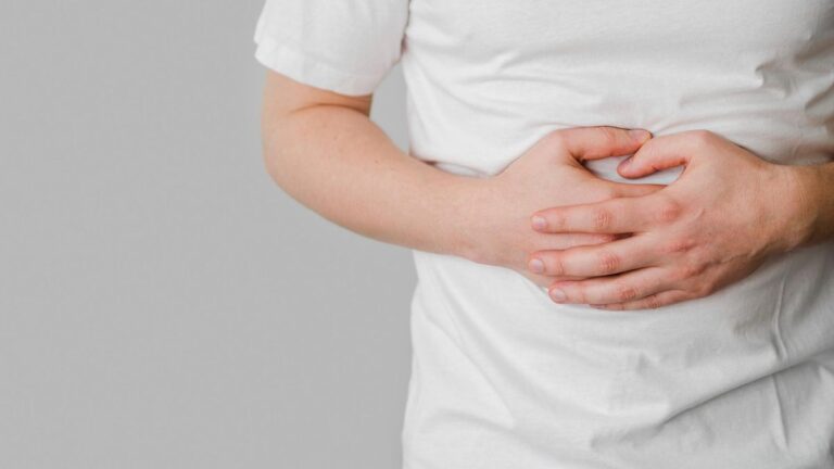 ¿Por qué vuelven los síntomas de la gastritis aunque tomes medicación?