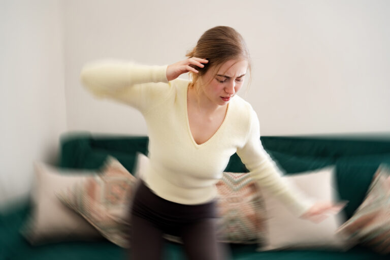 Inestabilidad al caminar sin causa médica clara: claves emocionales y digestivas