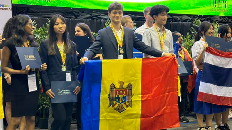  Doi tineri inventatori din Moldova au luat aurul la un concurs internațional din SUA: „Un exemplu de inspirație pentru țara noastră”