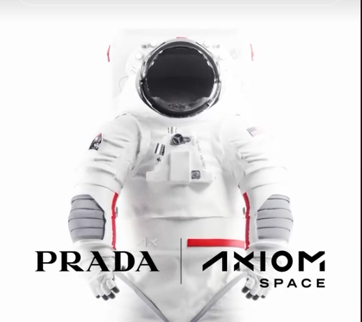  (VIDEO) Prada a prezentat costumele spațiale pentru astronauții care vor zbura pe lună în 2026