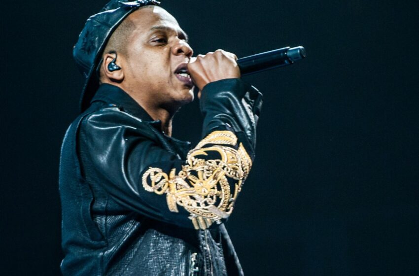  Jay-Z este acuzat că a agresat sexual o fată de 13 ani, alături de P Diddy, după MTV Video Music Awards 2020