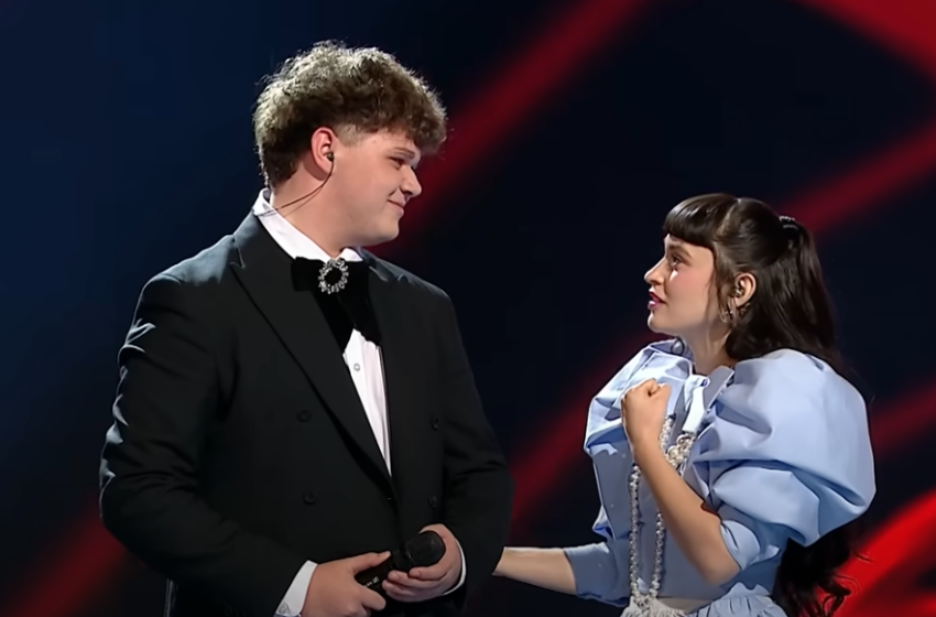  (VIDEO) Show total pe scena de la Vocea României. Oleg Spînu a oferit un moment excepțional și a emoționat întreaga sală cu piesa „Caruso”