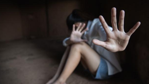  Ultima oră! Cei doi frați, care și-au violat sora mai mică, iar unul dintre ei a lăsat-o însărcinată la 12 ani, condamnați. Ce sentință le-au dictat magistrații