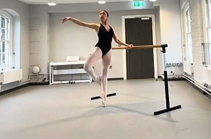  Mărturiile incredibile ale unei balerine! Condițiile pe care trebuie să le îndeplinească pentru a fi acceptată în școala rusească de dans
