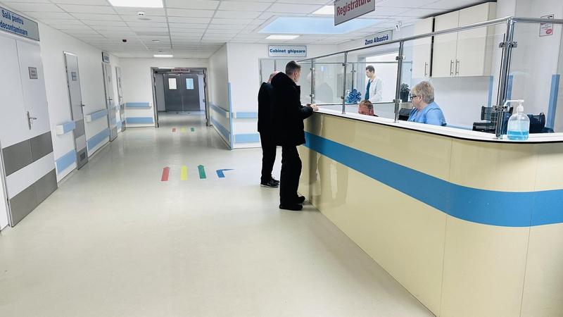  Victime ale gheții: Peste 300 persoane au ajuns la urgență cu diverse traumatisme, în ultimele 24 de ore. 18 pacienți, operați