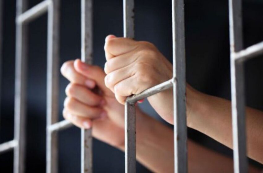  Caz cutremurător la Bălți: O mamă își tortura bebelușul cu bricheta și mucuri de țigară. Ce pedeapsă a primit