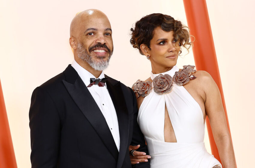 Halle Berry s-a logodit cu Van Hunt după 5 ani de relație. Urmează a patra căsnicie pentru actriță
