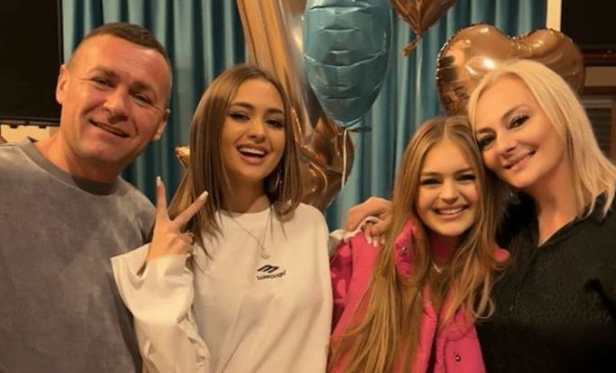  (VIDEO/FOTO) Momente de cumpănă în familia Beregoi: Tatăl artistei, Andrei Beregoi, a ajuns pe patul de spital