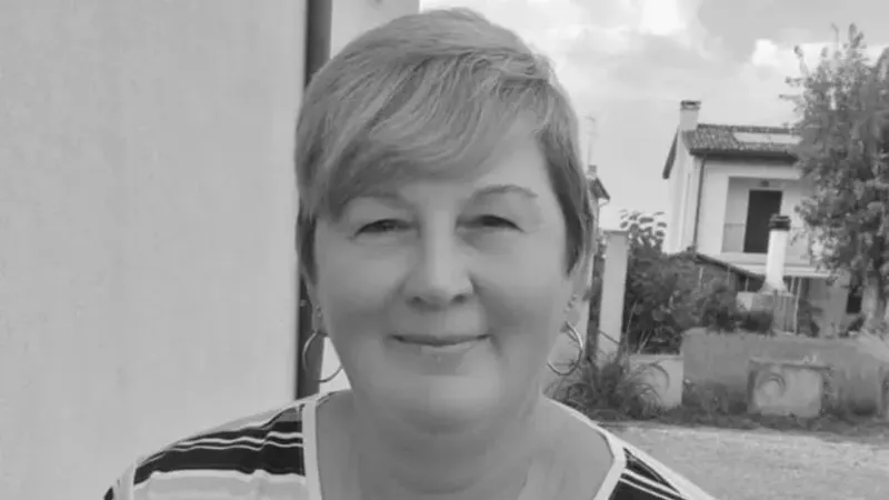  Destin frânt pe o șosea din Italia: O moldoveancă a murit, după ce mașina în care se afla s-a lovit violent cu un Audi. Un șofer, spitalizat