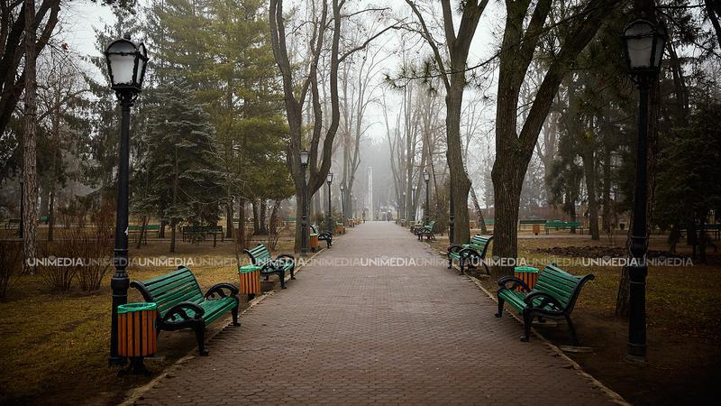  Cer acoperit și frig matinal: Câte grade vor fi astăzi