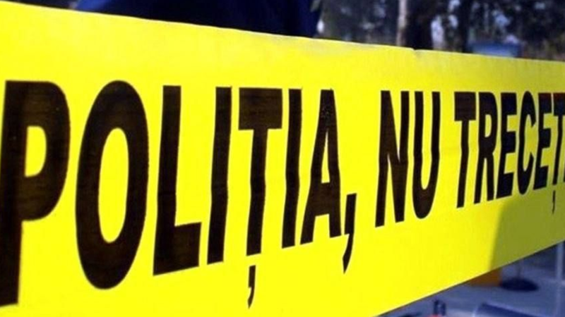  Bătaie într-un local de la Fălești: Un bărbat, transportat de urgență la spital, iar un tânăr, reținut. Va fi cercetat pentru tentativă de omor