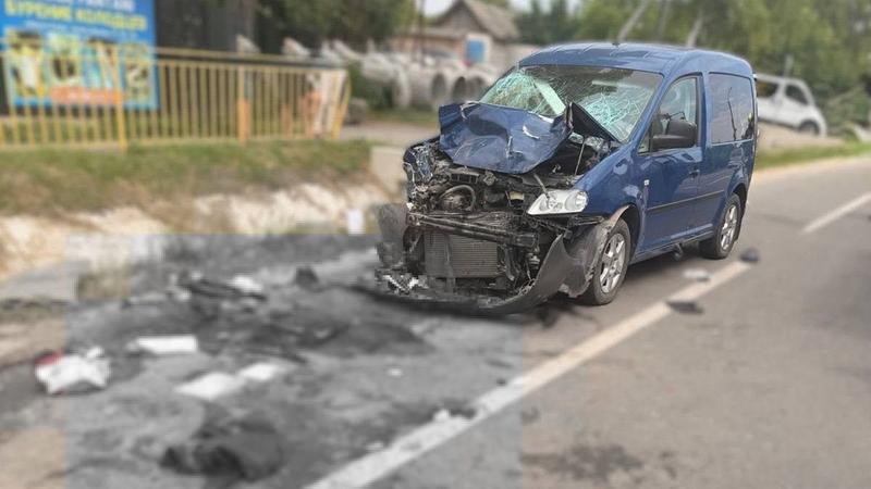  (VIDEO) Doi polițiști de patrulare, loviți de un automobil la Grigorăuca: Angajații, transportați la spital în stare gravă