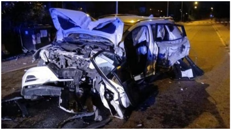  (VIDEO) Accident fatal cu implicarea a două moldovence, în Italia: Mama de 37 de ani a murit, după ce fusese transportată cu elicopterul la spital. Fiica e în stare gravă