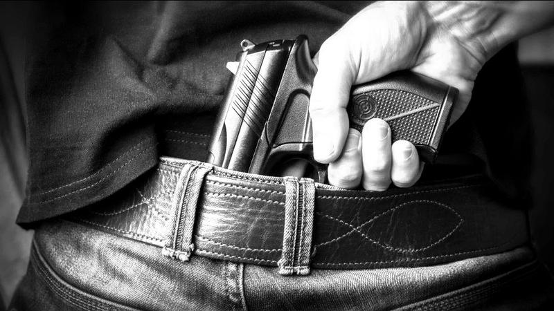  Un polițist din Criuleni s-a împușcat cu arma personală: Cum s-ar fi întâmplat incidentul