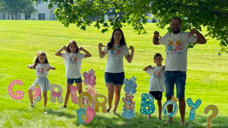  (VIDEO) „Boy or girl?” Grigore Manoli și familia sa au aflat sexul celui de-al patrulea copil. Felicitările curg gârlă: „Eram sigură!”