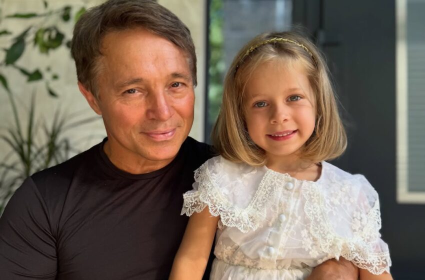  „Tati și mami foarte mult te-au dorit!” Teodor Cârnaț, mesaj emoționant de ziua fiicei sale, Mya