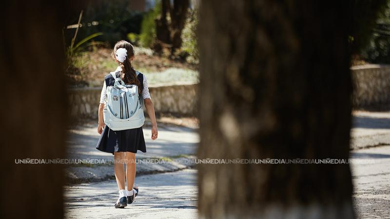  Începe școala și revine coșmarul trezitului de dimineață: Cum îi scoți pe copii din programul de vacanță
