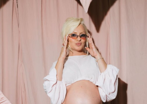  (FOTO) „Everything!” Alexandra Stan a născut. Prima imagine cu micuța, Eva