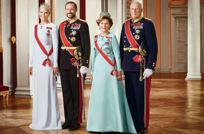  Cine este Haakon, noul Rege al Norvegiei. A vrut să fugă de viața regală, dar destinul l-a adus pe tron după moartea Regelui Harald
