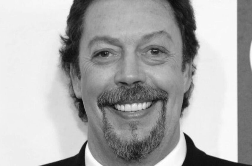 A murit Tim Curry. Starul din „The Rocky Horror Picture Show” avea 80 de ani