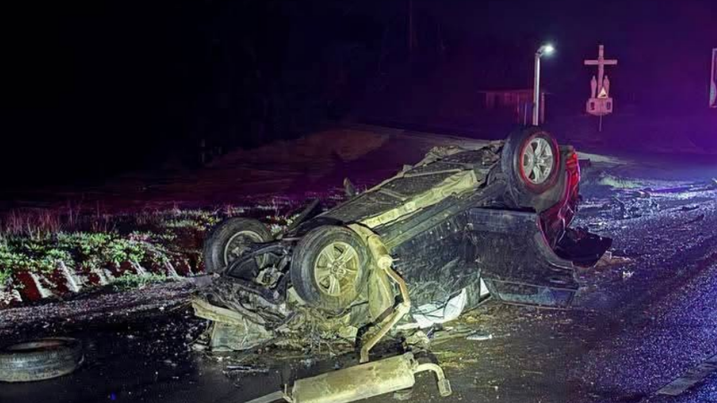  Grav accident la Strășeni, în toiul nopții: O familie cu un copil de 6 ani la spital, micuța în stare gravă. Poliția verifică cine era la volan, după ce bărbatul a fost testat cu 0,85 mg/l alcool