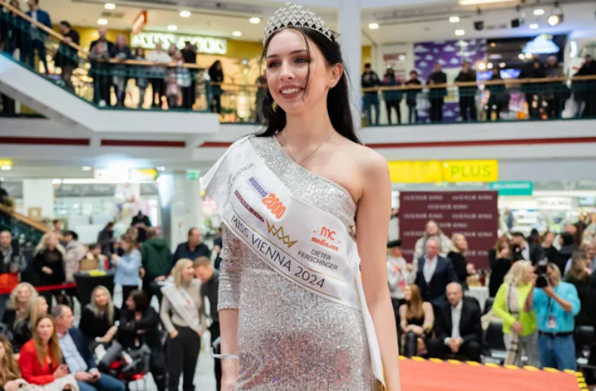  (FOTO) Miss Austria 2024 a murit la doar 22 de ani. Lucia Sisic trecuse prin mai multe operații la inimă
