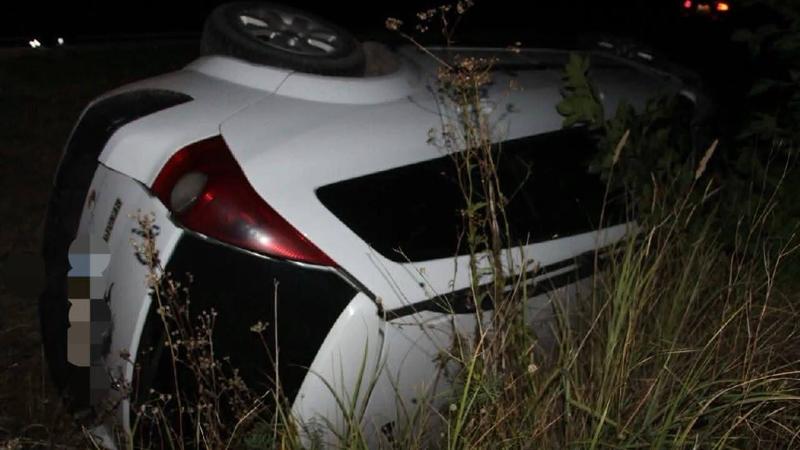  Un bărbat a decedat la spital, după ce a fost lovit de o mașină pe carosabil, la Fălești: Automobilul s-a răsturnat în urma impactului