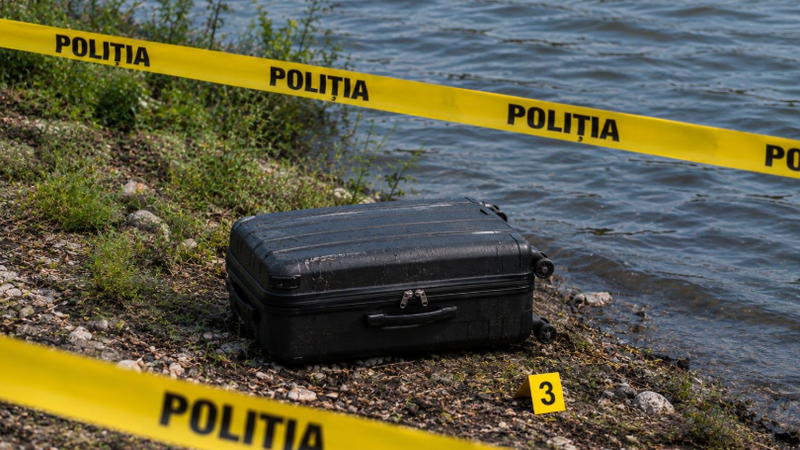  Crimă odioasă în România: Fiica unui lăutar, complet dezbrăcată, găsită moartă într-o valiză pe malul Oltului. Ar fi fost ucisă de iubit