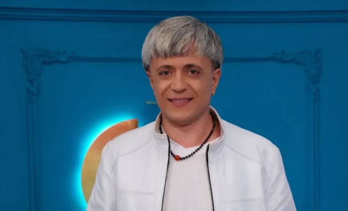  (VIDEO) „Sper să te facă să dansezi!” Vlad Codreanu a lansat videoclipul piesei „Baila, Baila Amore Mio”, o melodie plină de energie și ritmuri latino