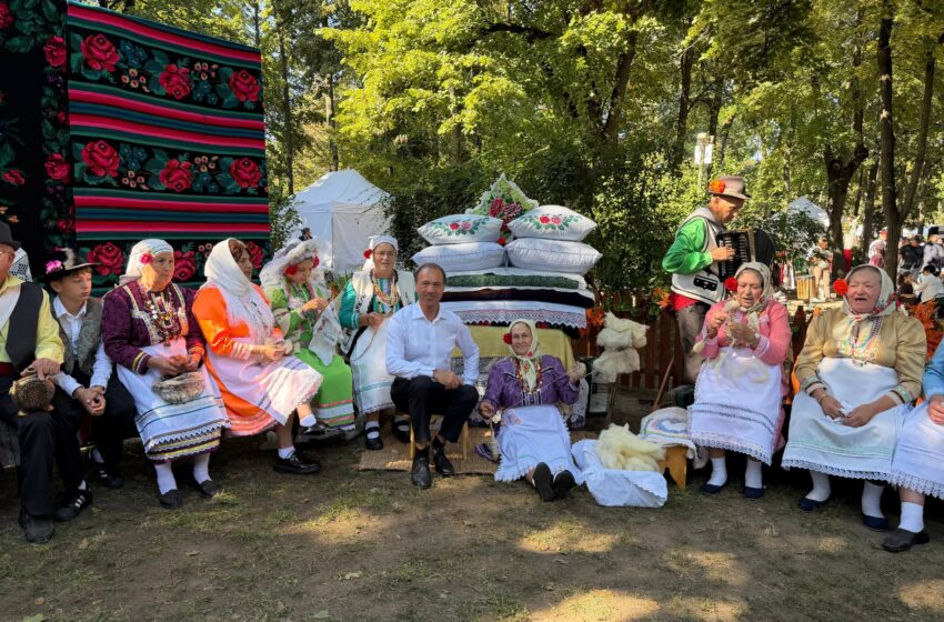  (FOTO) Fiodor Gagauz, la Festivalul Etniilor în Chișinău: Noi, găgăuzii, ținem la identitatea noastră