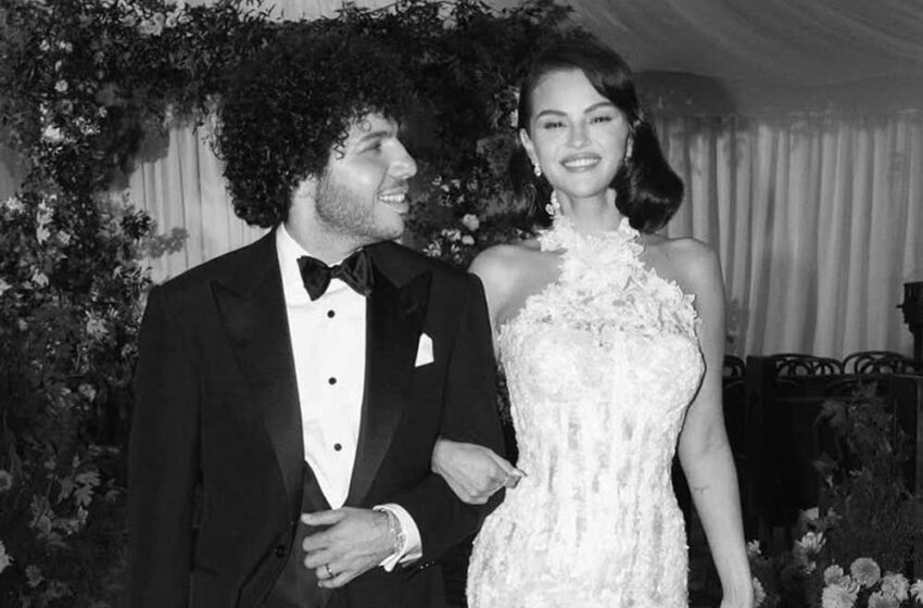  (FOTO) Dragoste cu tradiție! Selena Gomez și Benny Blanco au sărbătorit un an de la nuntă cu o felie din tortul lor de anul trecut