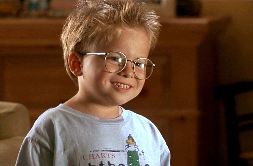  (FOTO) Puștiul din „Stuart Little”, de nerecunoscut. Actorul Jonathan Lipnicki, apariție pe covorul roșu alături de iubita lui