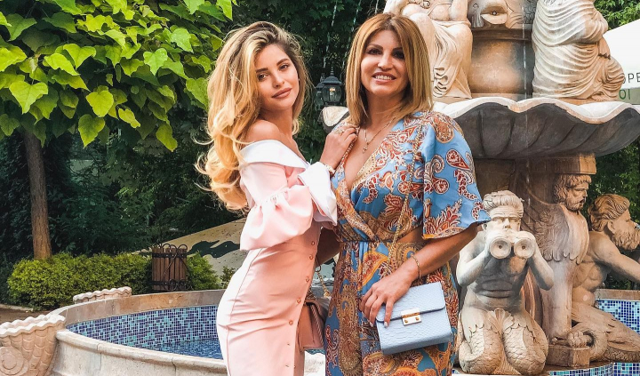  (FOTO) Mama Valeriei Lungu a luat o decizie neașteptată! Victoria Lungu a anunțat că vinde hainele influenceriței
