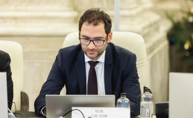 PSD și PNL au respins o nouă încercare a USR de eliminare a aberantei taxe pe boală PSD și PNL au respins o nouă încercare a USR de eliminare a aberantei taxe pe boală