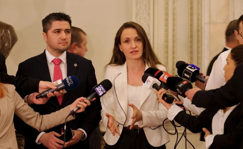 USR a consultat organizațiile de tineret pentru realizarea programului de guvernare