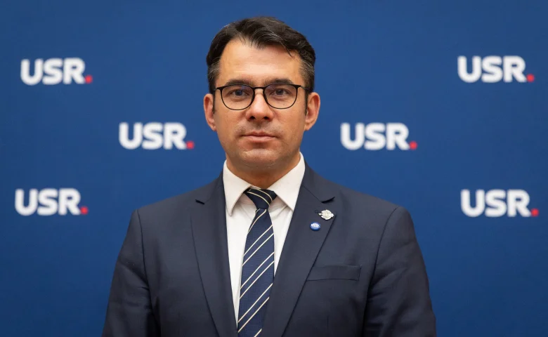 USR: Cercetarea merită respect – bani pentru performanță, nu pentru sinecuri