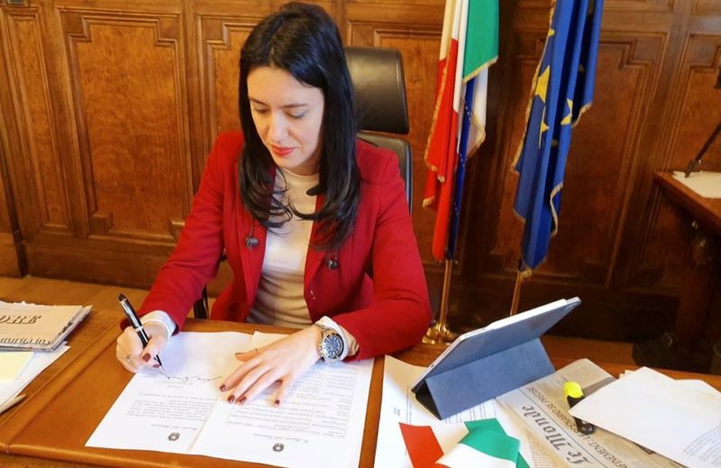 Azzolina rimandata a settembre