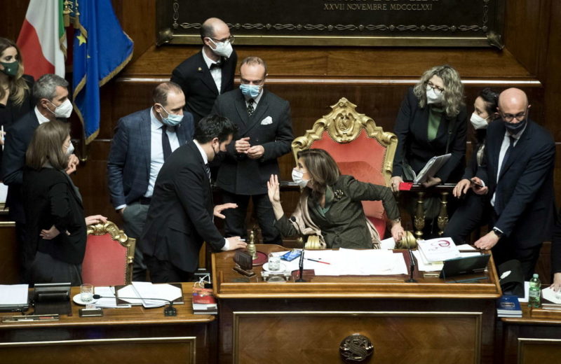 I tre nodi sul futuro della maggioranza, dopo l’affondo di Renzi