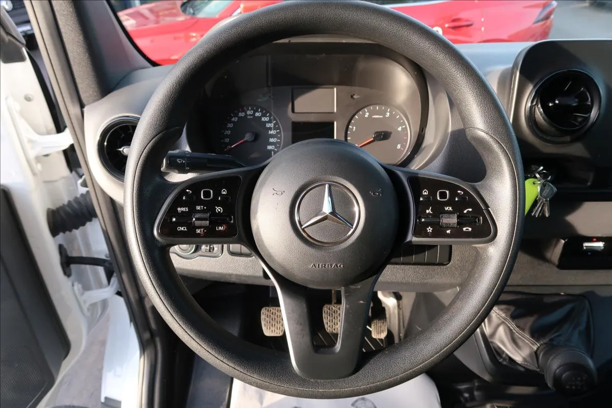 cars/3350/car_15.jpg